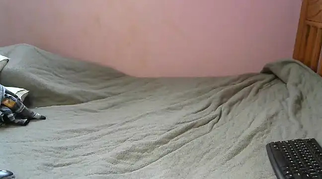 Snapshot of Caryyyl chatting on 03/16/25, 12:44 Caryyyl online show from 03/16/25, 12:44