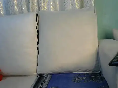 Snapshot of Caryyyl chatting on 11/06/25, 01:12 Caryyyl online show from 11/06/25, 01:12