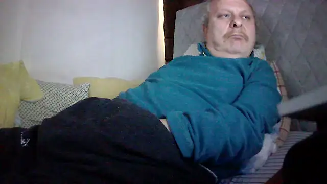 amylrmm1903 online show from 04/23/26, 02:41