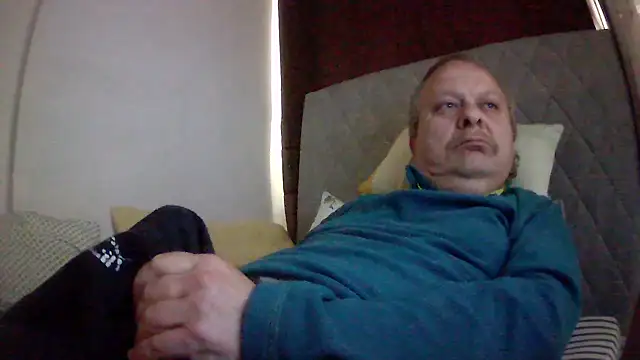 Snapshot of amylrmm1903 chatting on 05/03/26, 07:14 amylrmm1903 online show from 05/03/26, 07:14