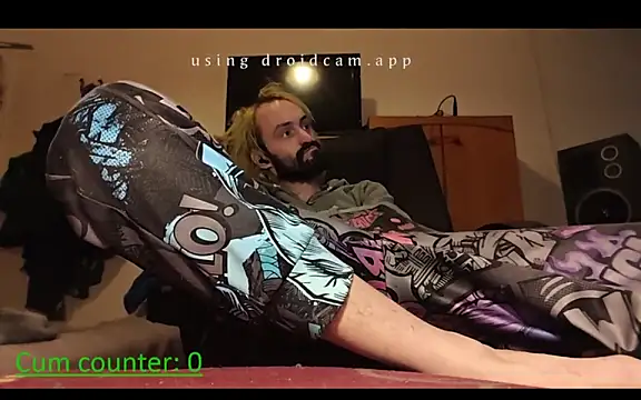 Snapshot of harterdome chatting on 01/16/25, 08:11 harterdome online show from 01/16/25, 08:11