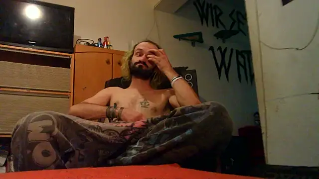 Snapshot of harterdome chatting on 09/19/25, 05:53 harterdome online show from 09/19/25, 05:53