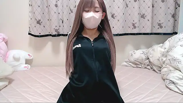  hiyor  online show from 09/19/25, 06:08