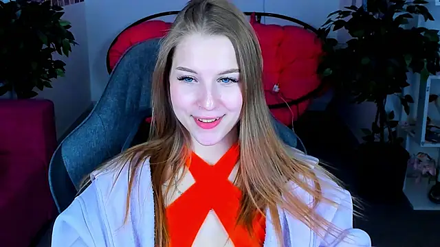 Snapshot of CuteMousee chatting on 12/24/24, 06:00 CuteMousee online show from 12/24/24, 06:00