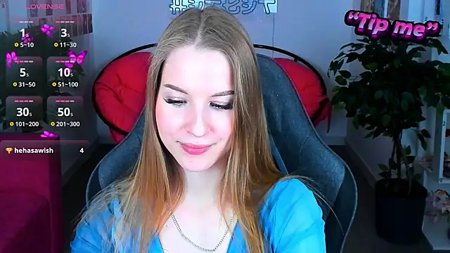 Snapshot of CuteMousee chatting on 12/29/24, 05:54 CuteMousee online show from 12/29/24, 05:54