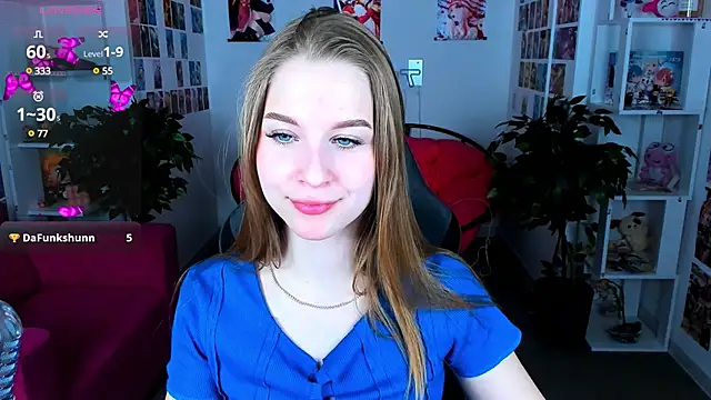 Snapshot of CuteMousee chatting on 01/11/25, 06:03 CuteMousee online show from 01/11/25, 06:03