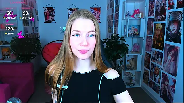 Snapshot of CuteMousee chatting on 02/03/25, 06:02 CuteMousee online show from 02/03/25, 06:02