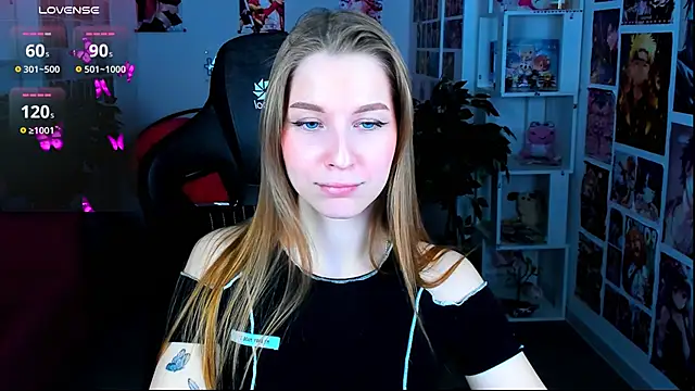 Snapshot of CuteMousee chatting on 02/15/25, 11:39 CuteMousee online show from 02/15/25, 11:39