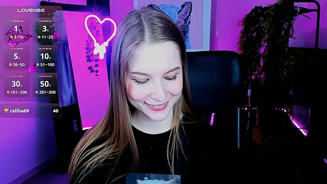 Snapshot of CuteMousee chatting on 02/25/25, 05:47 CuteMousee online show from 02/25/25, 05:47