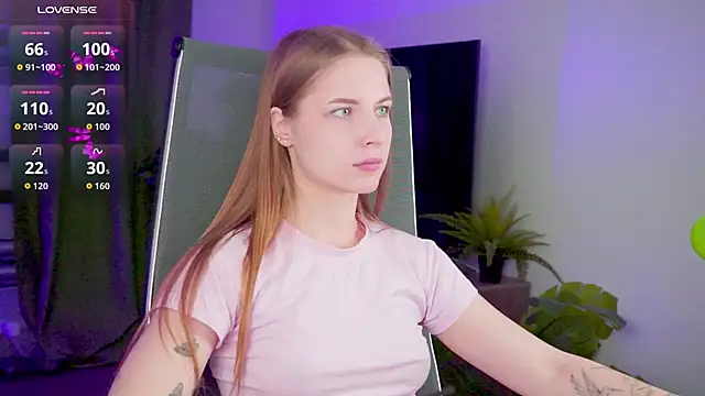 Snapshot of CuteMousee chatting on 09/20/25, 08:59 CuteMousee online show from 09/20/25, 08:59