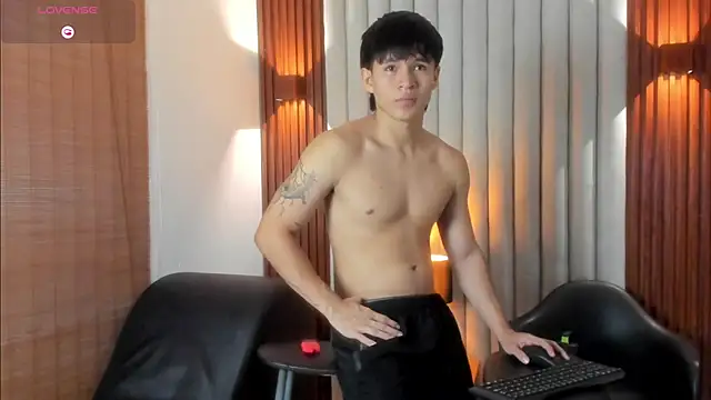 Snapshot of Ryo_kush chatting on 10/06/25, 03:37 Ryo kush online show from 10/06/25, 03:37