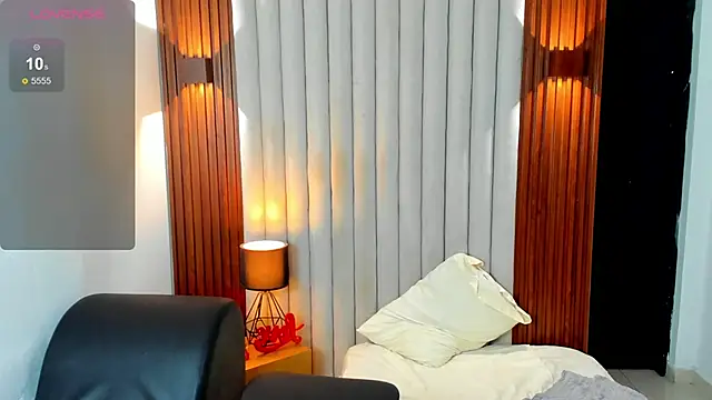 Snapshot of Ryo_kush chatting on 11/11/25, 03:28 Ryo kush online show from 11/11/25, 03:28