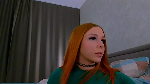 Snapshot of -EveStone- chatting on 05/13/26, 08:27 -EveStone- online show from 05/13/26, 08:27