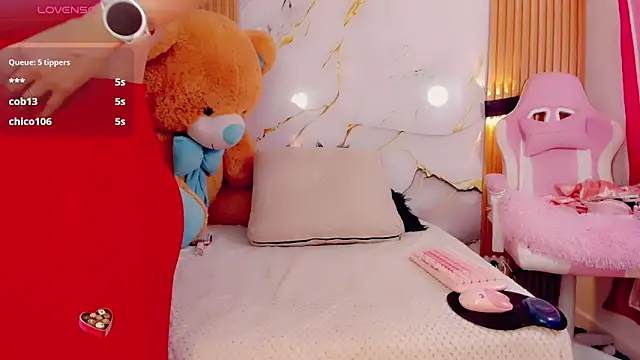 BrendaSquirtx online show from 09/20/25, 06:09