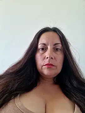Snapshot of SelieAlMio chatting on 05/15/26, 11:28 SelieAlMio online show from 05/15/26, 11:28
