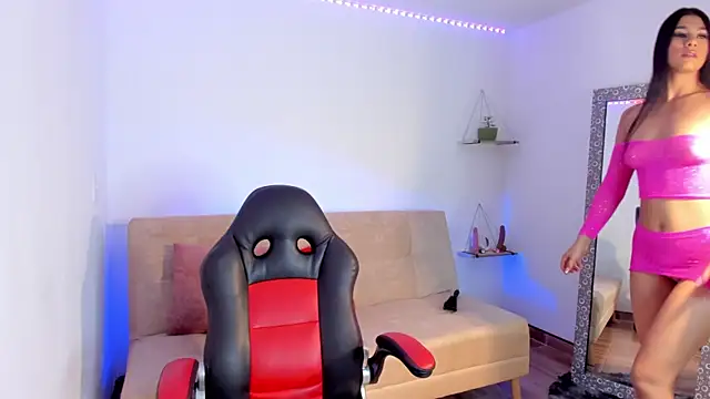 Sweetluna   online show from 01/19/25, 04:44