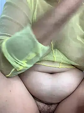 Snapshot of Nadia-melej chatting on 12/20/24, 06:24 Nadia-melej online show from 12/20/24, 06:24