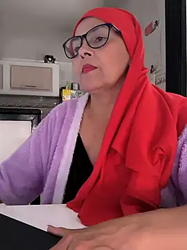 Snapshot of Nadia-melej chatting on 10/16/25, 08:10 Nadia-melej online show from 10/16/25, 08:10