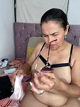 Nadia-melej online show from 04/05/26, 04:48