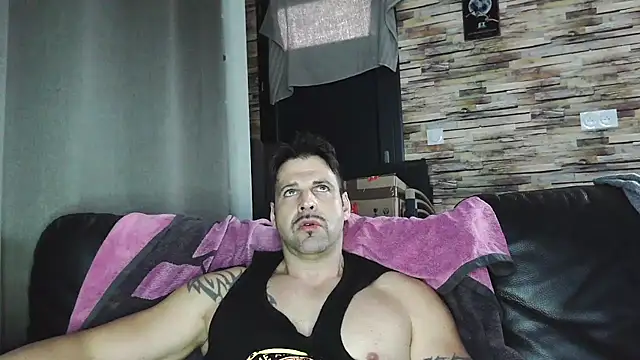 Snapshot of XxBigboybandxX chatting on 02/12/26, 01:50 XxBigboybandxX online show from 02/12/26, 01:50