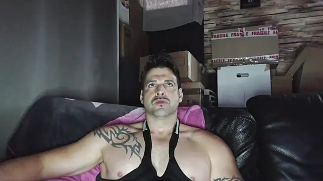 XxBigboybandxX online show from 04/11/26, 07:35