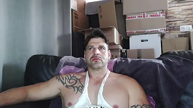 XxBigboybandxX online show from 04/22/26, 03:24