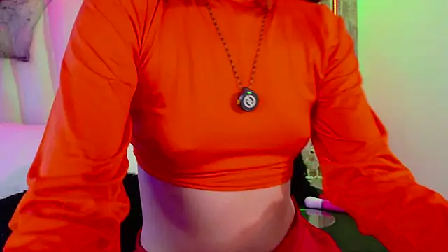 Ginger Foxy online show from 10/27/25, 08:24