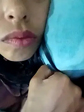 karolinee 66  online show from 01/03/25, 04:33