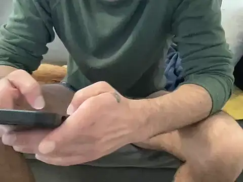 4small4inchlol online show from 03/28/26, 02:49