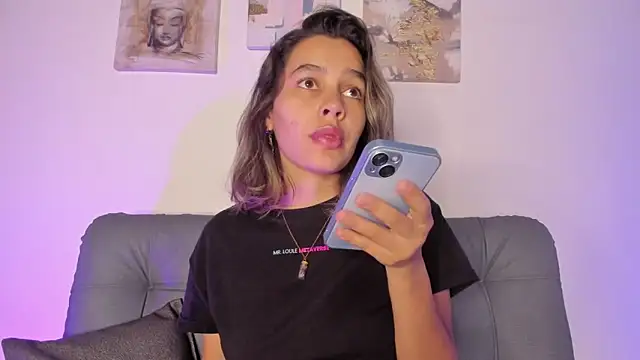 Snapshot of samara_jonness chatting on 02/23/25, 09:26 samara jonness online show from 02/23/25, 09:26