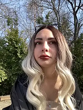 Snapshot of SandraCarter chatting on 03/10/25, 07:10 SandraCarter online show from 03/10/25, 07:10