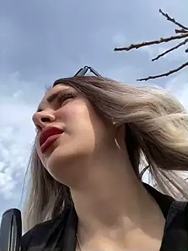 Snapshot of SandraCarter chatting on 03/14/25, 07:15 SandraCarter online show from 03/14/25, 07:15