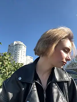 Snapshot of SandraCarter chatting on 10/30/25, 07:10 SandraCarter online show from 10/30/25, 07:10