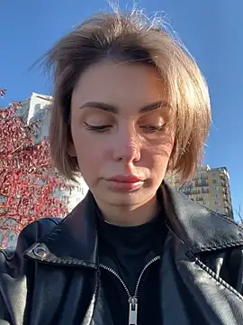 Snapshot of SandraCarter chatting on 11/03/25, 06:58 SandraCarter online show from 11/03/25, 06:58