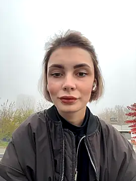 Snapshot of SandraCarter chatting on 11/06/25, 07:09 SandraCarter online show from 11/06/25, 07:09