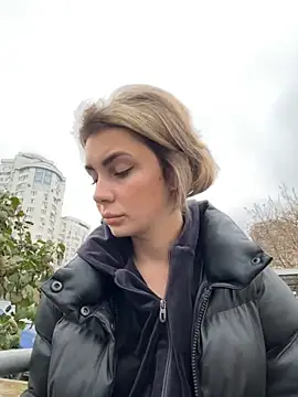 Snapshot of SandraCarter chatting on 11/16/25, 07:03 SandraCarter online show from 11/16/25, 07:03