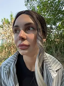 SandraCarter online show from 07/08/26, 07:24