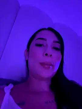 Snapshot of Libia_James chatting on 11/21/25, 03:16 Libia James online show from 11/21/25, 03:16