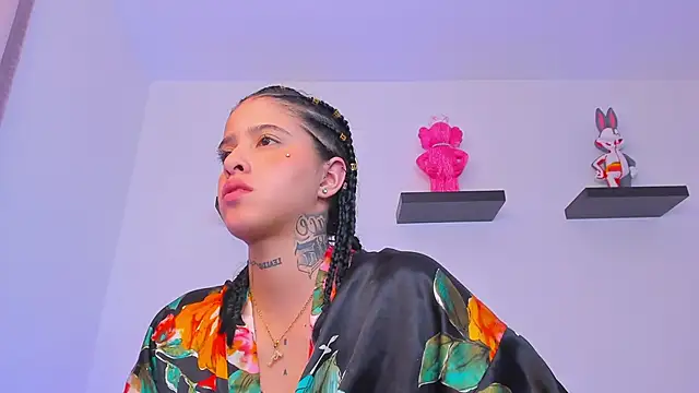 Gangster Girl online show from 03/04/25, 01:23