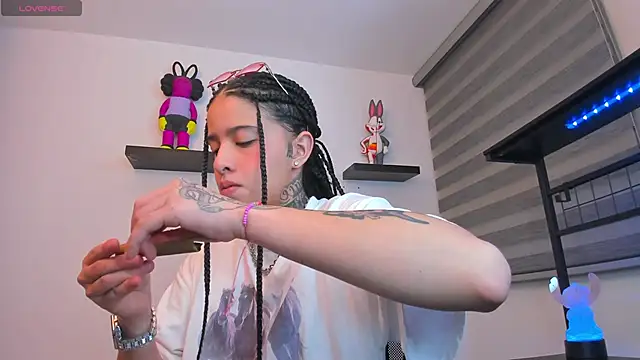 Gangster Girl online show from 01/13/26, 03:23