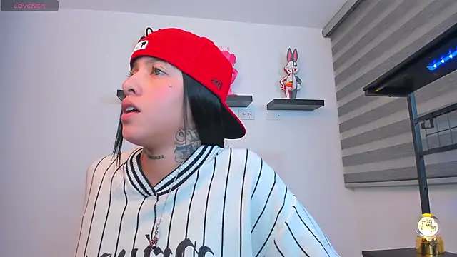 Gangster Girl online show from 02/17/26, 06:54