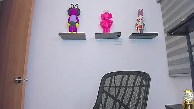 Gangster Girl online show from 04/24/26, 04:37