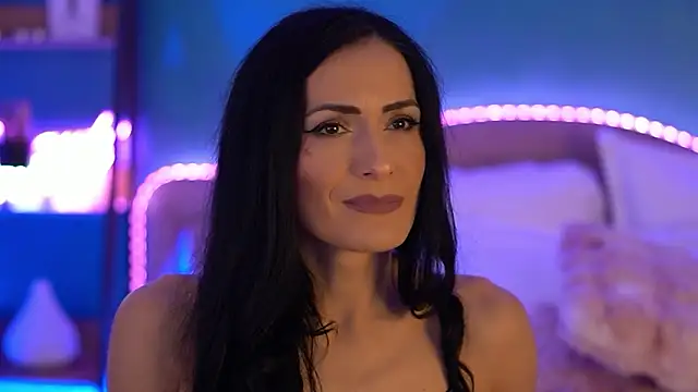 RaisaVawn online show from 03/13/26, 07:04