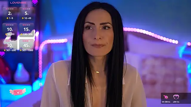 RaisaVawn online show from 04/24/26, 06:05