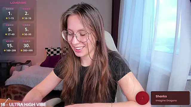 Snapshot of ms_allison_w chatting on 02/20/25, 02:02 ms allison w online show from 02/20/25, 02:02