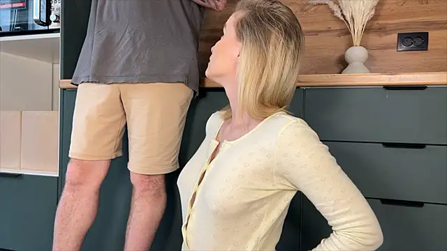 Adelovenick online show from 03/26/26, 09:48