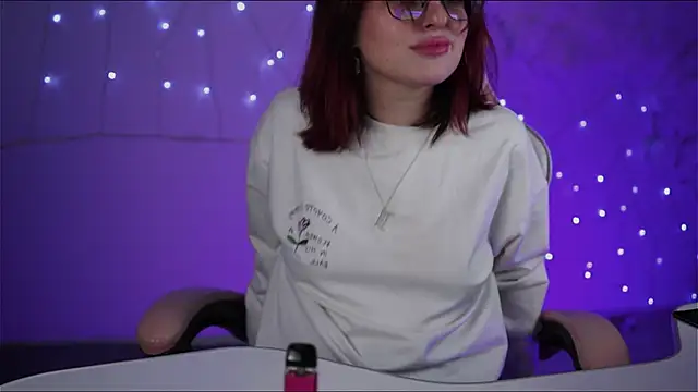 Lana  May online show from 02/27/25, 11:20