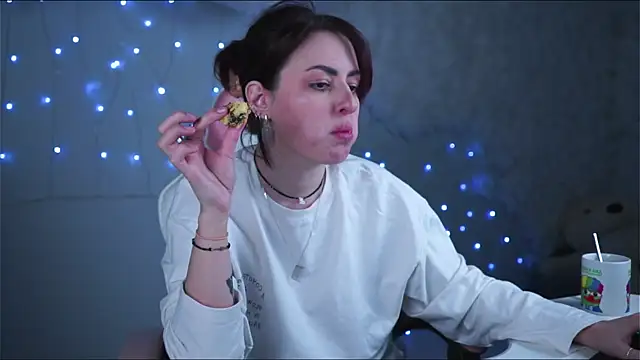 Lana  May online show from 03/02/25, 11:29