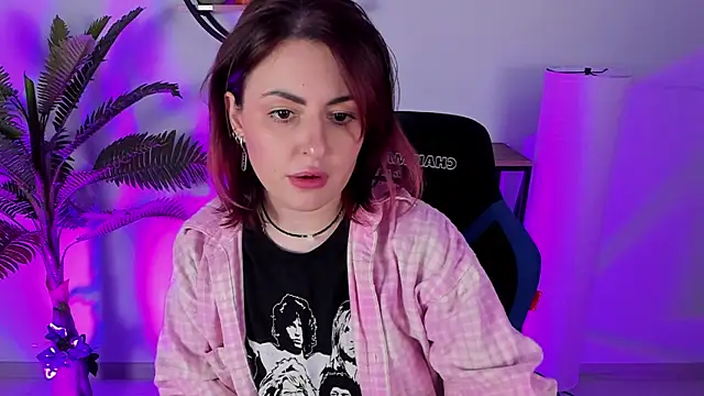 Lana  May online show from 03/06/25, 12:09