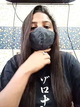 Snapshot of Simran-Simran chatting on 03/23/25, 01:53 Simran-Simran online show from 03/23/25, 01:53